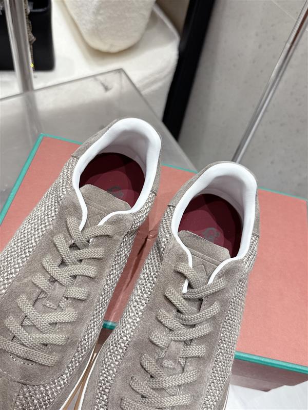 20251128153658703 310